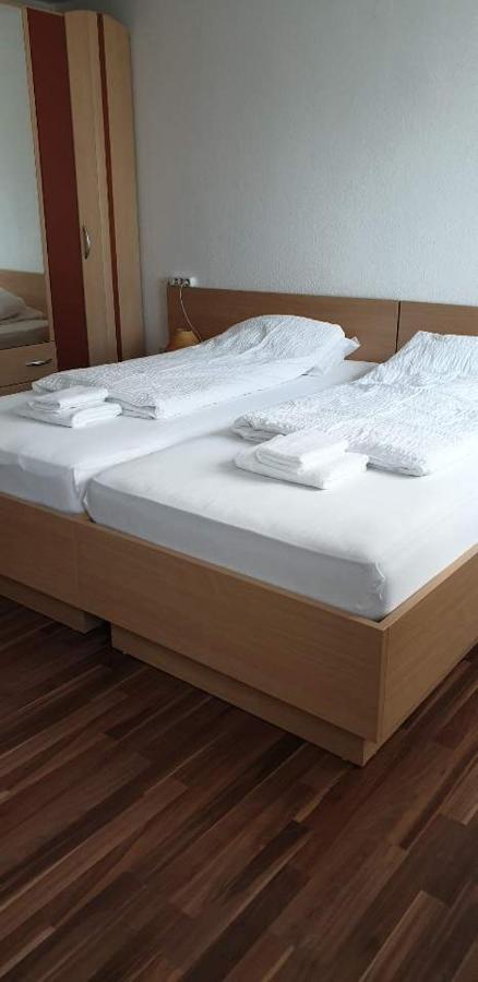 Hotel Kriftelerhof Экстерьер фото